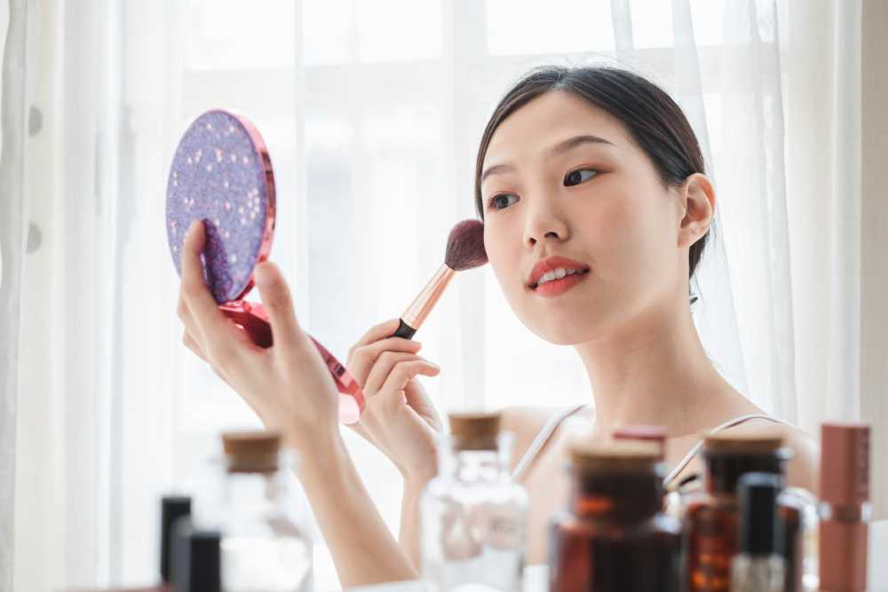 Top Makeup Trends: A Comprehensive Guide
