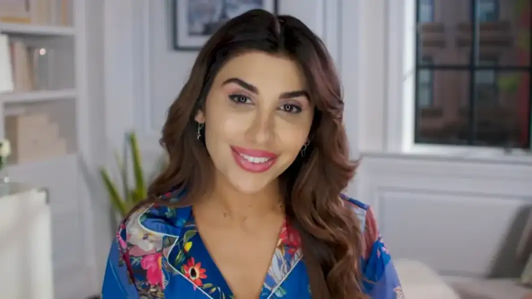 courtney khondabi net worth